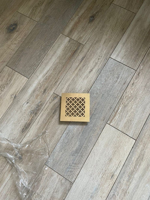 Вентиляционная решетка латунная полированная LR 350 150х150